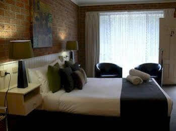 בלאראט Begonia City Motor Inn מראה חיצוני תמונה